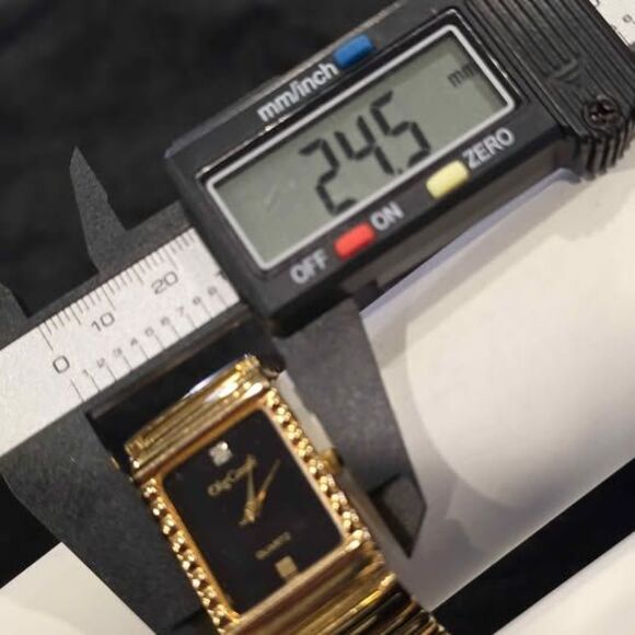 Oleg Cassini Quartz Watch main image 5